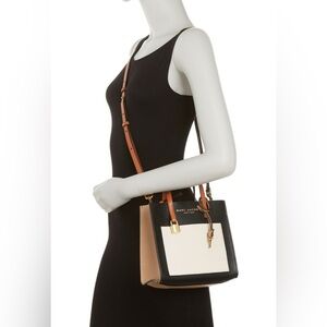 Marc Jacob’s Mini Grind with two straps